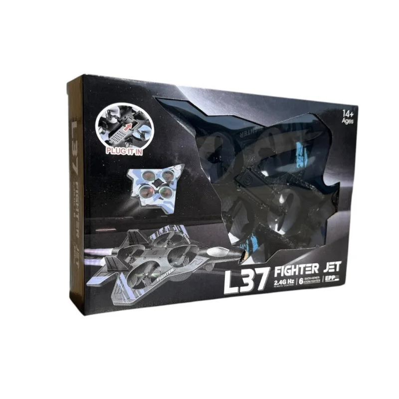 Квадрокоптер, літак-винищувач